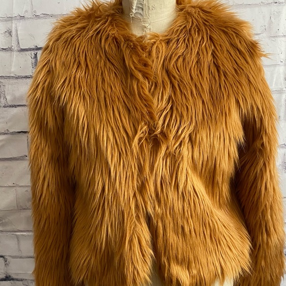 🔥Host Pick🔥 Forever 21- plush camel color jacket - Picture 5 of 12